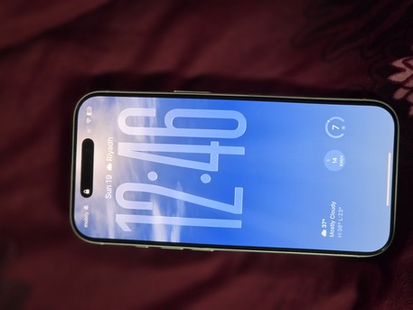 Al Murabba, Mobile Phones, SAR 4200,  IPhone 17 Pro For Sale Silver Colour