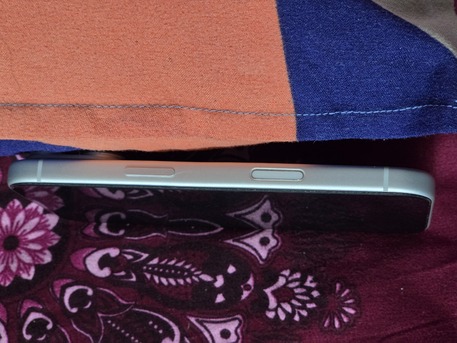 Al Murabba, Mobile Phones, SAR 4200,  IPhone 17 Pro For Sale Silver Colour