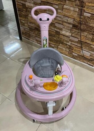 Al Rakah Al Shamaliyah, Baby & Kid Stuff, SAR 110,  Baby Walker