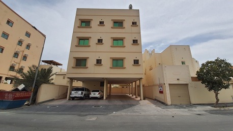 Manama, Apartments, Flats, Houses & Villas, BHD 260/month,  Flat For Rent With Ewa