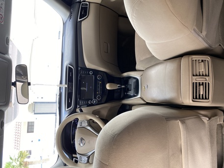 Muharraq, Vehicles, Cars & Trucks , BHD 3700,  Nissan E-xtrail,  2015,  Automatic,  206000 KM,