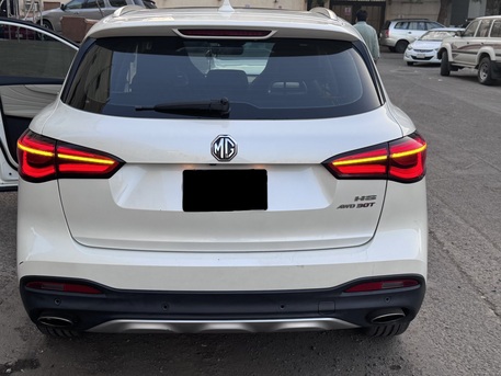 Jeddah, Vehicles, Cars & Trucks , SAR 58000,  MG HS,  2020,  Automatic,  71400 KM,   Full Option  2.0T Luxury (AWD) Trophy Edition Registered In 2021