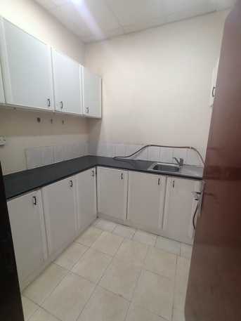 Hoora, Apartments/Houses, BHD 160/month,  1 BR,  Semi Furnished 1 BHK Family Flat For Rent In Hoora With Electricity 35529070