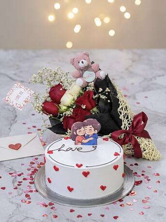 Hoora, Food, BHD 10,  Bento Cake & Fresh Flower Bouquet