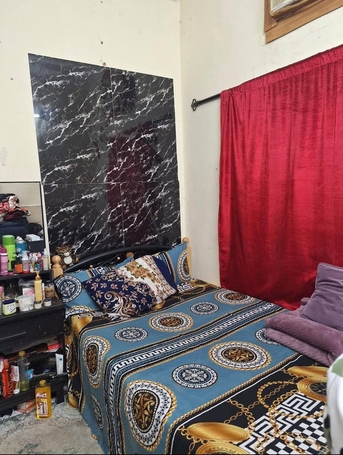 Manama, Rooms Available, BHD 70,  Small Room Including Ewa