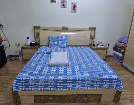 Riyadh, Furniture, SAR 950,  Complete Bed Set For Sale