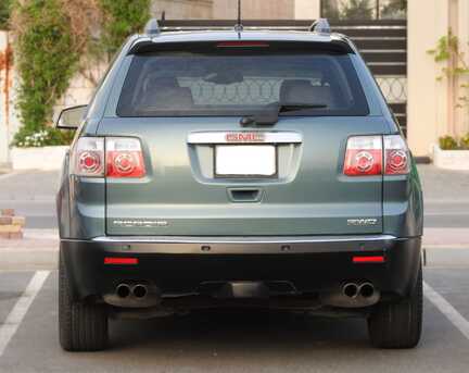 Manama, Vehicles, Cars & Trucks , BHD 1300,  Gmc Acadia,  2010,  Automatic,  200000 KM,    MODEL FOR SALE