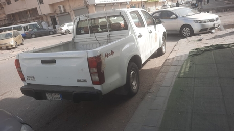 Khobar, Vehicles, Cars & Trucks , SAR 42000,  Isuzu D-MAX,  2020,  Manual,  418000 KM,  Pickup Double Door ISUZU For Sale