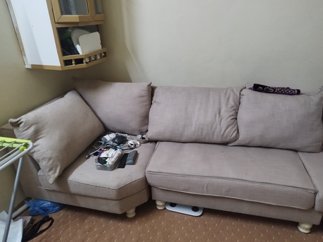 Al Wizarat, Furniture, Selling Sofaset Free Of Cost