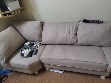 Al Wizarat, Furniture, Selling Sofaset Free Of Cost