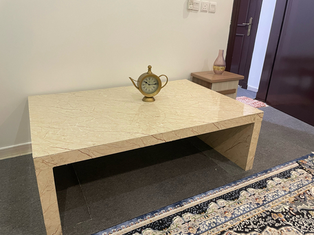 Al Malaz, Furniture, SAR 180,  Elegant Center Table