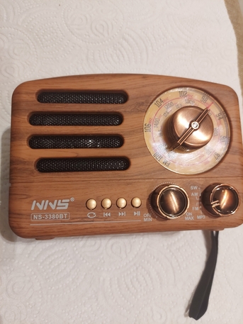 Riyadh, Electronics, SAR 40,  Am Fm Radio. CAN Play Music From USB Flash Drive . Cable Charging Included.Brand New Work