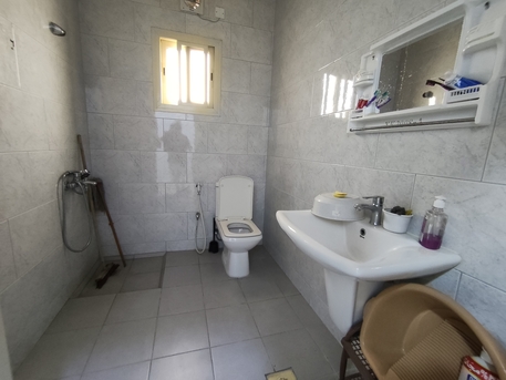 Tubli, Shops, BHD 2000,  200 Sq. Meter,  Tubli:- Fully Equipped Ladies Salon For Sale..