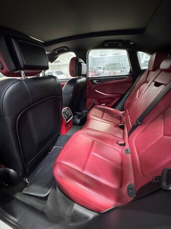 Manama, Vehicles, Cars & Trucks , BHD 6900,  Porsche Macan,  2017,  Automatic,  157700 KM,    (White)