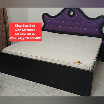 Manama, Furniture, BHD 47,  ✅️ King Size Bed With Mattress For Sale In Good Condition With Delivery