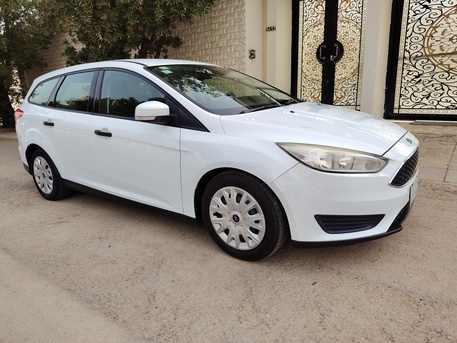 Riyadh, Vehicles, Cars & Trucks , SAR 29000,  Ford Focus,  2017,  Automatic,  207000 KM,  No Accidents Family Vehicle Condition Like New