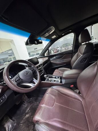 Manama, Vehicles, Cars & Trucks , BHD 6600,  Hyundai SantaFe,  2019,  Automatic,  96450 KM,    (Brown)