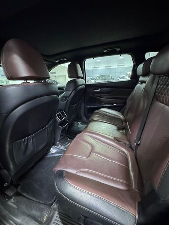 Manama, Vehicles, Cars & Trucks , BHD 6600,  Hyundai SantaFe,  2019,  Automatic,  96450 KM,    (Brown)