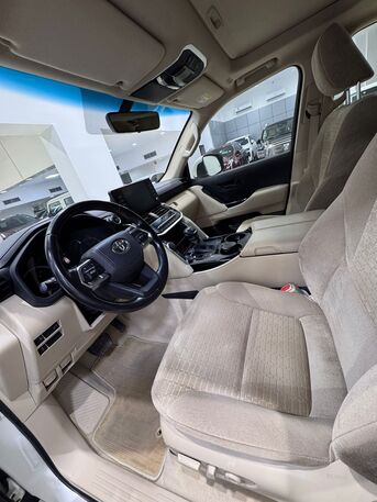 Manama, Vehicles, Cars & Trucks , BHD 21900,  Toyota Land Cruiser GXR,  2023,  Automatic,  87850 KM,    (White)