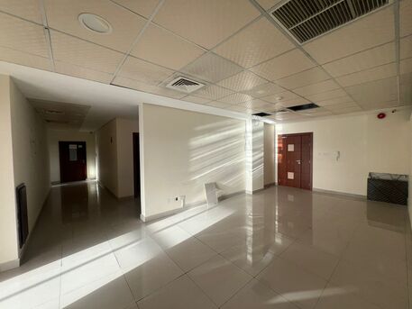 Al Seef, Offices, BHD 1050,  220 Sq. Meter,  Modern Office For Rent In The Heart Of Seef