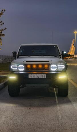 Dammam, Vehicles, Cars & Trucks , SAR 50000,  Toyota FJ Cruiser,  2008,  Automatic,  430000 KM,    (GCC Specs) &ndash; White