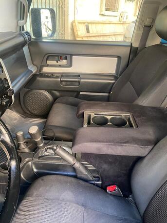 Dammam, Vehicles, Cars & Trucks , SAR 50000,  Toyota FJ Cruiser,  2008,  Automatic,  430000 KM,    (GCC Specs) &ndash; White