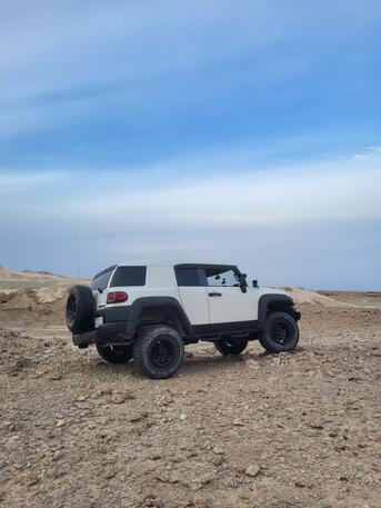 Dammam, Vehicles, Cars & Trucks , SAR 50000,  Toyota FJ Cruiser,  2008,  Automatic,  430000 KM,    (GCC Specs) &ndash; White