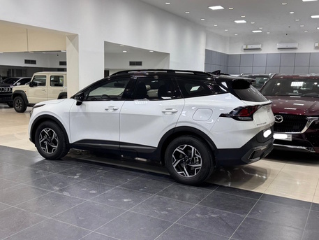 Manama, Vehicles, Cars & Trucks , BHD 9900,  Kia Sportage,  2026,  Automatic,  3400 KM,    (White)