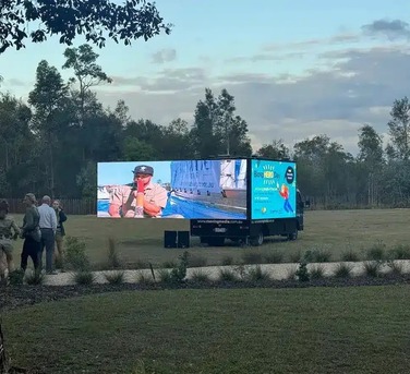 Sydney, Marketing, Revolutionize Ads With Moving Media!
