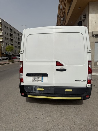 Khobar, Vehicles, Cars & Trucks , SAR 52000,  Renault Master Van,  2021,  Manual,  192000 KM,  Van