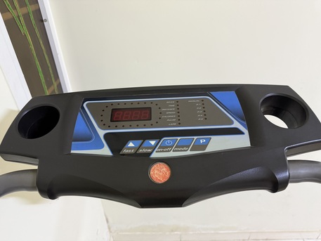 Al Sharafeyah, Sporting Goods, SAR 450,  Treadmill (LANDMASTER)- Excellent Working Condition