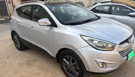 Riyadh, Vehicles, Cars & Trucks , SAR 38000,  Hyundai Tucson,  2016,  Automatic,  141000 KM,   Available For Sale In Excellent Condition, With A Negotiable Price.