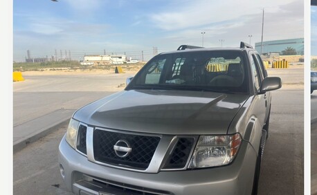 Al Jubail Al Balad, Vehicles, Cars & Trucks , SAR 20000,  Nissan Pathfinder,  2010,  Automatic,  330000 KM,    Model