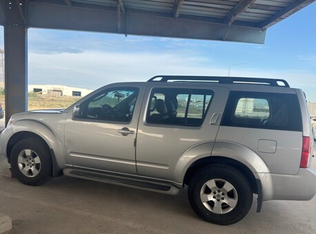 Al Jubail Al Balad, Vehicles, Cars & Trucks , SAR 20000,  Nissan Pathfinder,  2010,  Automatic,  330000 KM,    Model