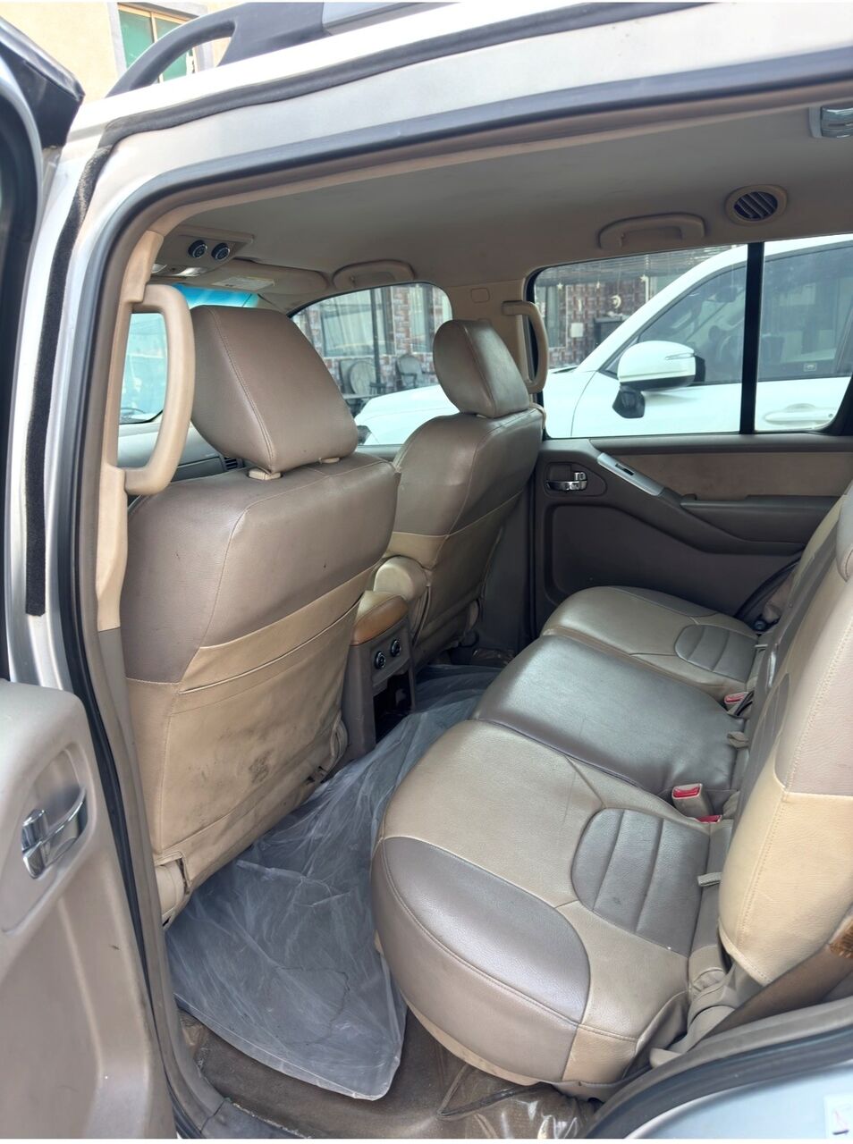  , SAR 15000,  Nissan Pathfinder,  2010,  Automatic,  331166 KM,    Model, 4