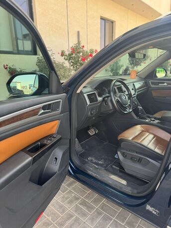 Riyadh, Vehicles, Cars & Trucks , SAR 80000,  Volkswagen Teramont,  2019,  Automatic,  128000 KM,   R-LINE