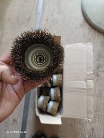 Dammam, Materials, NEW WIRE AND CUP BRUSH