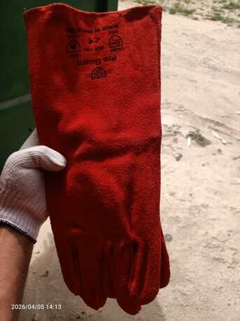 Dammam, Materials, NEW WELDING HELMET AND GLOVES