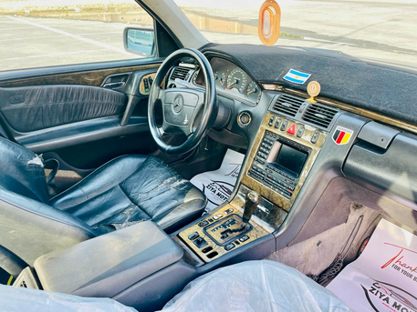 Ras Rumman, Vehicles, Cars & Trucks , BHD 1750,  Mercedes-Benz E-Class,  1998,  Automatic,  220000 KM,  Mercedes Benz E430 -  - Classic Style - Well Maintained