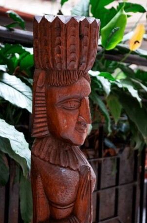 Pune, Business, Get Hand-Carved Antique Treasures From India At RARA Studio