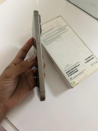 Jeddah, Mobile Phones, SAR 3100,  Iphone 15 Pro Max - Natural Titanium - 256 GB 85% Battery Health
