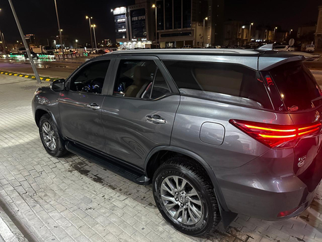 Jubail, Vehicles, Cars & Trucks , SAR 95000,  Toyota Fortuner,  2020,  Manual,  200000 KM,  Fortuner 4X4  Model Black Top Varient