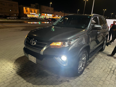Jubail, Vehicles, Cars & Trucks , SAR 95000,  Toyota Fortuner,  2020,  Manual,  200000 KM,  Fortuner 4X4  Model Black Top Varient