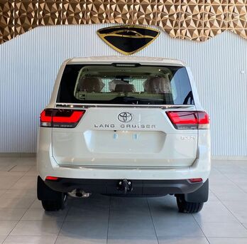 Riffa, Vehicles, Cars & Trucks , BHD 24300,  TOYOTA LAND CRUISER GXR V6 4.0 2024 WHITE,  2024,  Automatic,  30000 KM,