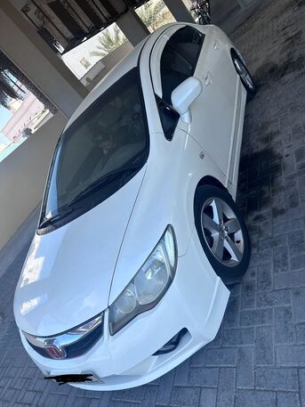 Manama, Vehicles, Cars & Trucks , BHD 1650,  Honda Civic LX,  2009,  Automatic,  280000 KM,  Urgent Sale Family Used Honda Civic Leaving BH