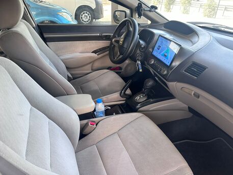 Manama, Vehicles, Cars & Trucks , BHD 1650,  Honda Civic LX,  2009,  Automatic,  280000 KM,  Urgent Sale Family Used Honda Civic Leaving BH