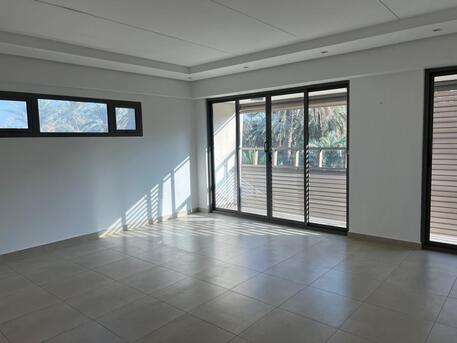 Salmaniya, Villas, BHD 700,  Greenish 4BR Villa For Rent In Salmaniya | Garden | Balcony | Maid&rsquo;s Room