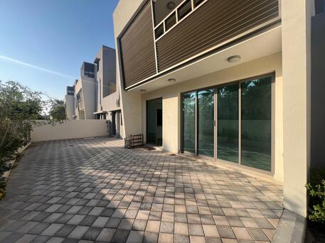 Salmaniya, Villas, BHD 700,  Greenish 4BR Villa For Rent In Salmaniya | Garden | Balcony | Maid&rsquo;s Room