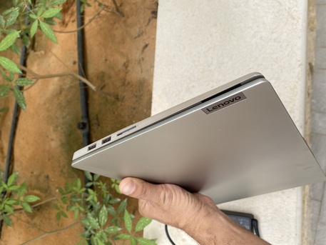Riyadh, Computers, SAR 900,  Lenovo I5-11th Generation Ssd NVMe 256GB Ram 8GB Fingerprint