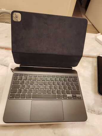 Al Sulaymaniyyah, Tablet Computers, SAR 1000,  Apple Magic Keyboard For IPad Pro 13-inch (M4 & M5)